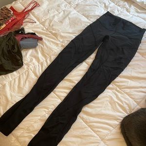 Lululemon mesh panel leggings
